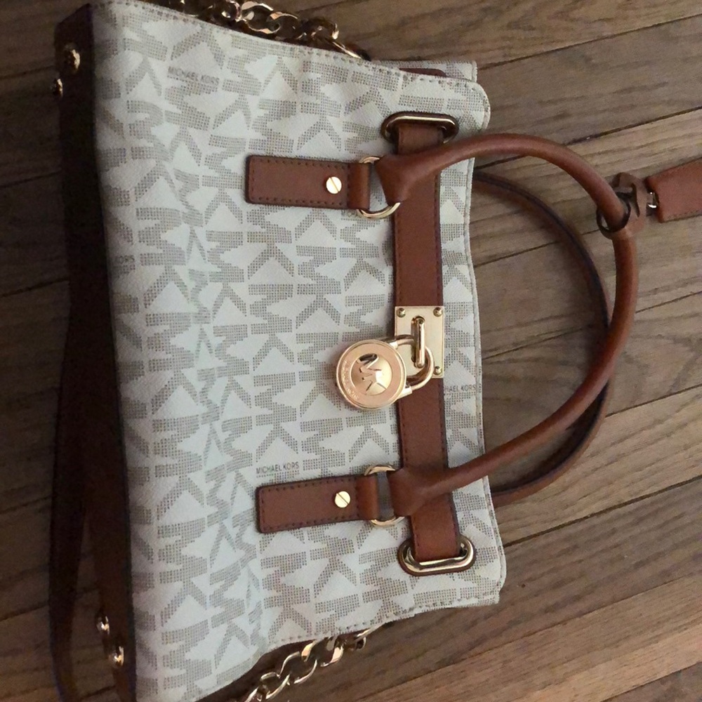 MK purse